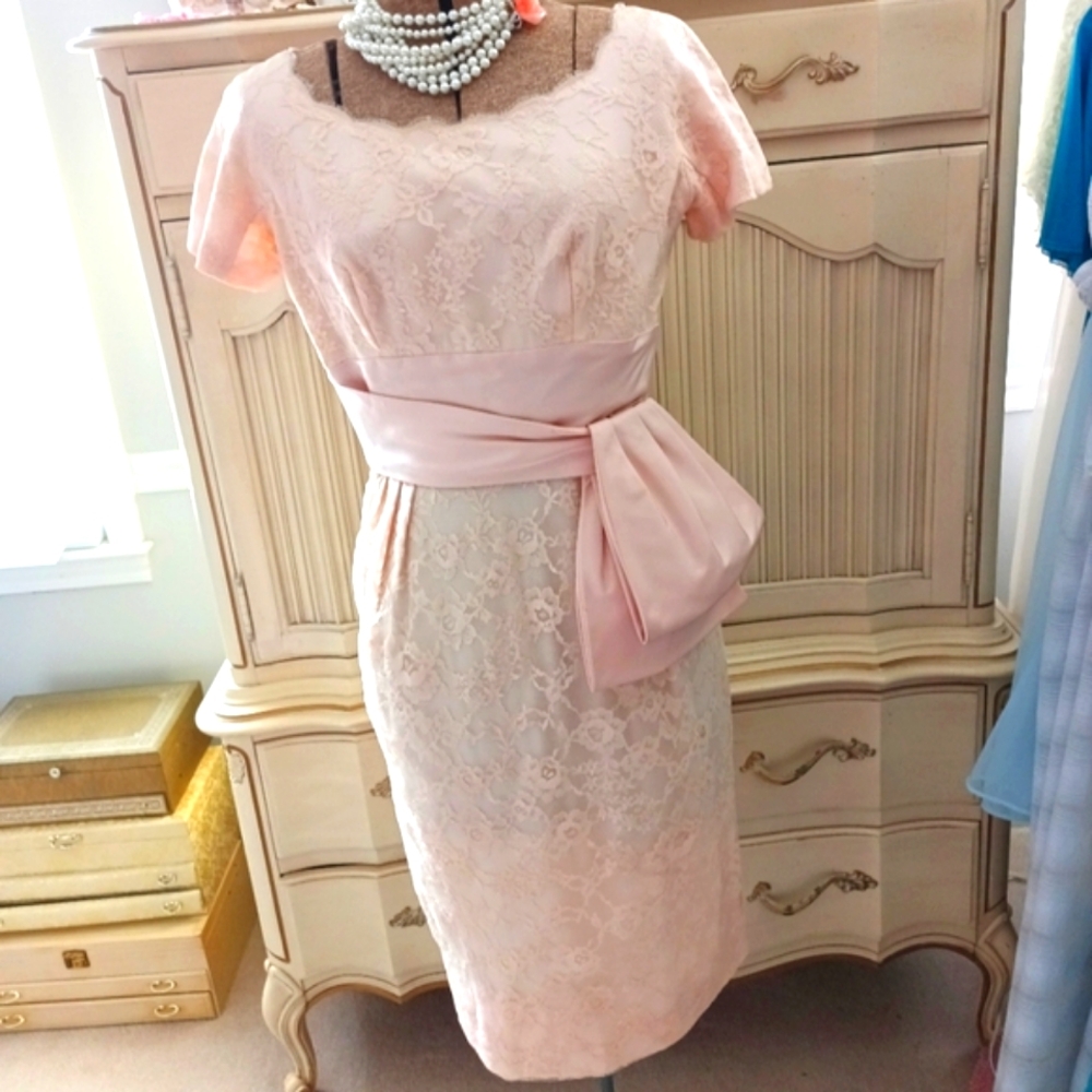 Elegant, 1960s Blush Pink Lace Cocktail Dress w/ Bateau Neckline.